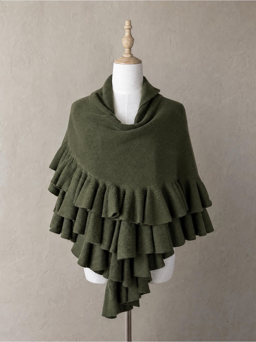 Ralph Lauren Collection Fall 2003 Ruffled Cashmere Wrap Loden | P/S